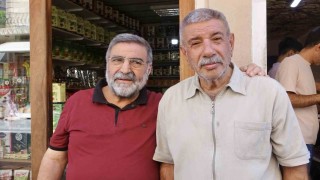 Mardinde iki arkadaş 50 yıl sonra tesadüfen karşılaştı