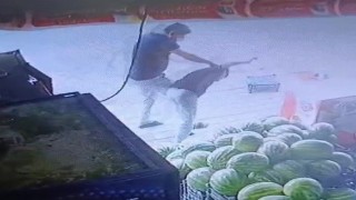 Marulu beğenmeyince çalışanı döven bekçi, adliyeye sevk edildi