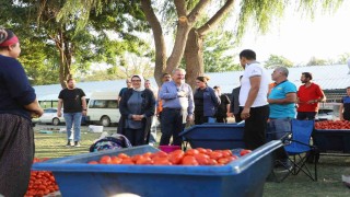 Melikgazide Salça günleri devam ediyor