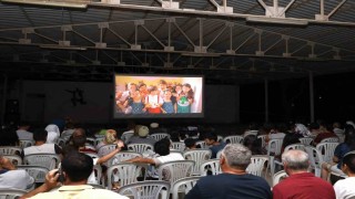 Menteşe Belediyesi açık hava sinema geceleri başladı
