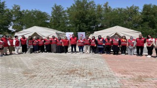 Merhamet Çınarları Kızılay Kadın Gönüllüleri Malazgirtte
