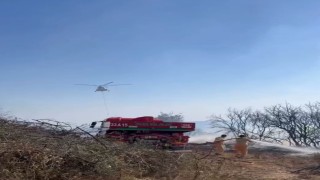 Mersinde orman yangını havadan ve karadan müdahale ile söndürüldü