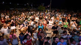 Mersinde yazın son günleri konserlerle şenlendi