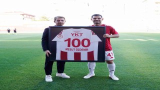 Mesut Özdemir, Pendikspor formasıyla 100. maçına çıktı
