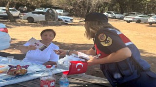 Milli Park ziyaretçilerine KADES bilgilendirmesi