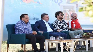 Milli yüzücü Hamit Demir, başarı hikayesini Sincanda paylaştı