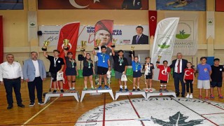 Minik raketler Osmangazide kıyasıya mücadele etti