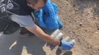 Motosikletle uyuşturucu kuryeliği yapan şahıstan 6 kilo esrar çıktı