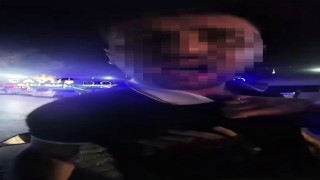 Motosikletlinin önünü kestiler