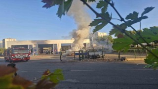 Muayeneden geçmeyen otomobilini yaktı