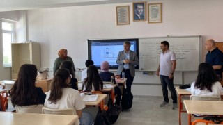 Müdür Yılmaz: Öğrencilerimizle birlikte daha güçlü bir gelecek için sahadayız