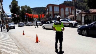 Mudurnuda trafik denetimleri jandarmaya emanet