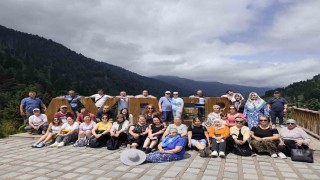 Nazillinin sıcağından kaçıp Karadenizde serinlediler