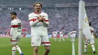 Newcastle United, Nick Woltemadei kadrosuna kattı