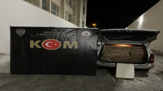 Niğdede kaçakçılık operasyonu: 175 bin makaron ve 40 litre etil alkol ele geçirildi