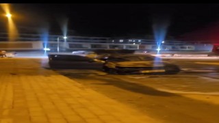 Nilüferde park halindeki otomobil alev aldı