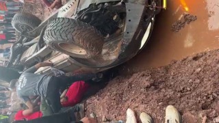 Off-Road yarışlarında yürekleri ağza getiren kaza