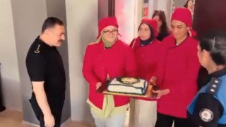 Öğrencilerden Emniyet Müdürüne Anlamlı Ziyaret