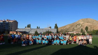 Oltuda Yaz Kuran Kursları Futbol Turnuvası sona erdi