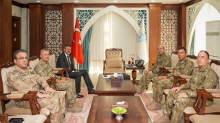 Orgeneral Levent Ergünden Vali Çelike ziyaret