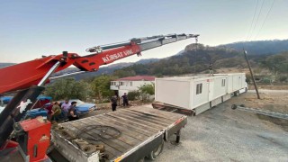 Orman yangınında evleri yananlar için konteynerler yerleştirilmeye başlandı