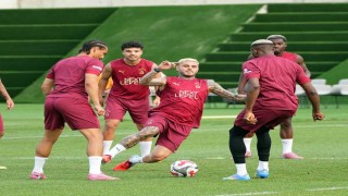 Osimhen, Galatasaray formasıyla ilk antrenmanına çıktı