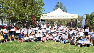 Osmangazide 8 bin 24 çocuk yüzme keyfi yaşadı