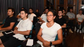 Osmangazide gençleri girişimciliğe teşvik eden buluşmalar