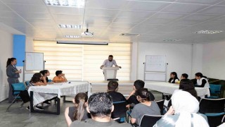 Osmangazide kitap dostları yarıştı