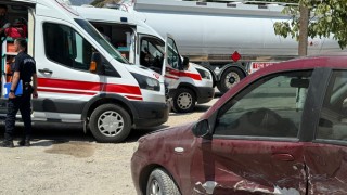 Osmaniye’de D-400 Karayolunda Trafik Kazası: 1’i Ağır 3 Yaralı