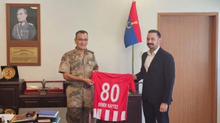 Osmaniyespor FK Başkanı Kobaner’den İl Jandarma Komutanı Kaytez’e Ziyaret