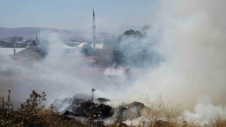 Ot yangına itfaiyeden zamanında müdahale