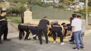 Otomobil, motosiklete çarpıp kaçtı: 1 yaralı