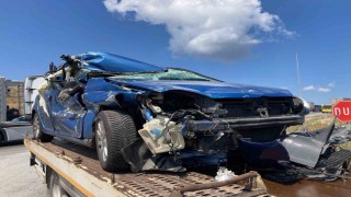 Otomobil tıra arkadan çarptı: 1 yaralı