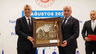 Özakalın Bakan Bolata iş dünyasının beklentilerini anlattı