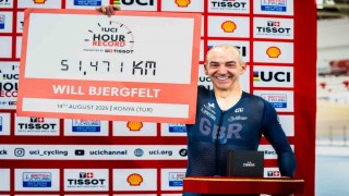 Paralimpik bisikletçi William Bjergfelt, Konya Velodromunda dünya rekoru kırdı