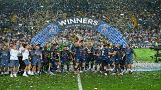 Paris Saint-Germain, Süper Kupayı ilk müzesine götürdü
