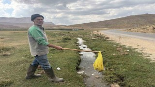 Piknik ve kamp için gelip çöplerini bıraktılar çobanlar bile isyan etti