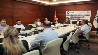 Projeler sunuldu, jüri üyeleri değerlendirdi