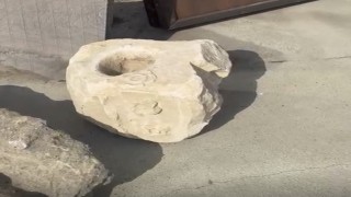 Restorasyon uzmanı 300 yıllık ahşap malzemelerin satışına kıyamadı