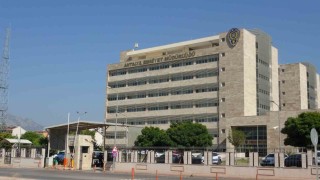 Rüşvet ve yolsuzluk soruşturmasında gözaltına alınan 15 kişi adliyede