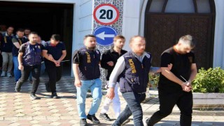 Sahte araç kiralama ilanları ile 1 milyon TLlik vurgun yaptılar