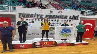 Sakaryanın başarılı sporcuları Diyarbakırda kürsüye çıktı