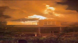 Samsun-Ordu yolu kenarında korkutan yangın: 2 katlı ev alevlere teslim oldu