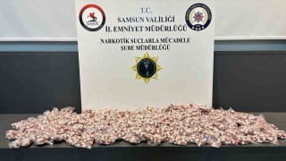Samsunda 11 bin 300 adet sentetik ecza ele geçirildi: 2 gözaltı