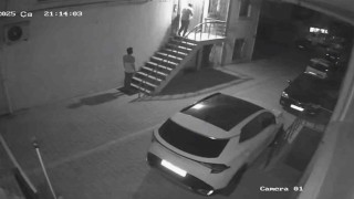 Sancaktepede 4 dakikalık hırsızlık turu: Bisikletle kaçtılar