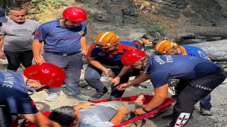 Serinlemek İçin Suya Giren Vatandaş Ayağını Kırdı