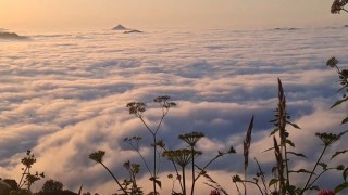 Seyrine doyum olmayan Bulut Denizi görenleri kendine hayran bırakıyor