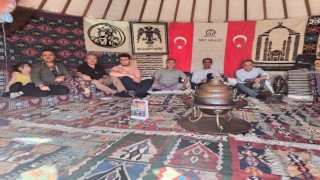 Siirtin yöresel ürünleri Ahlatta yoğun ilgi gördü