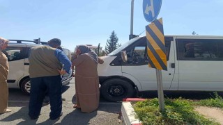 Siirtte maddi hasarlı zincirleme kaza